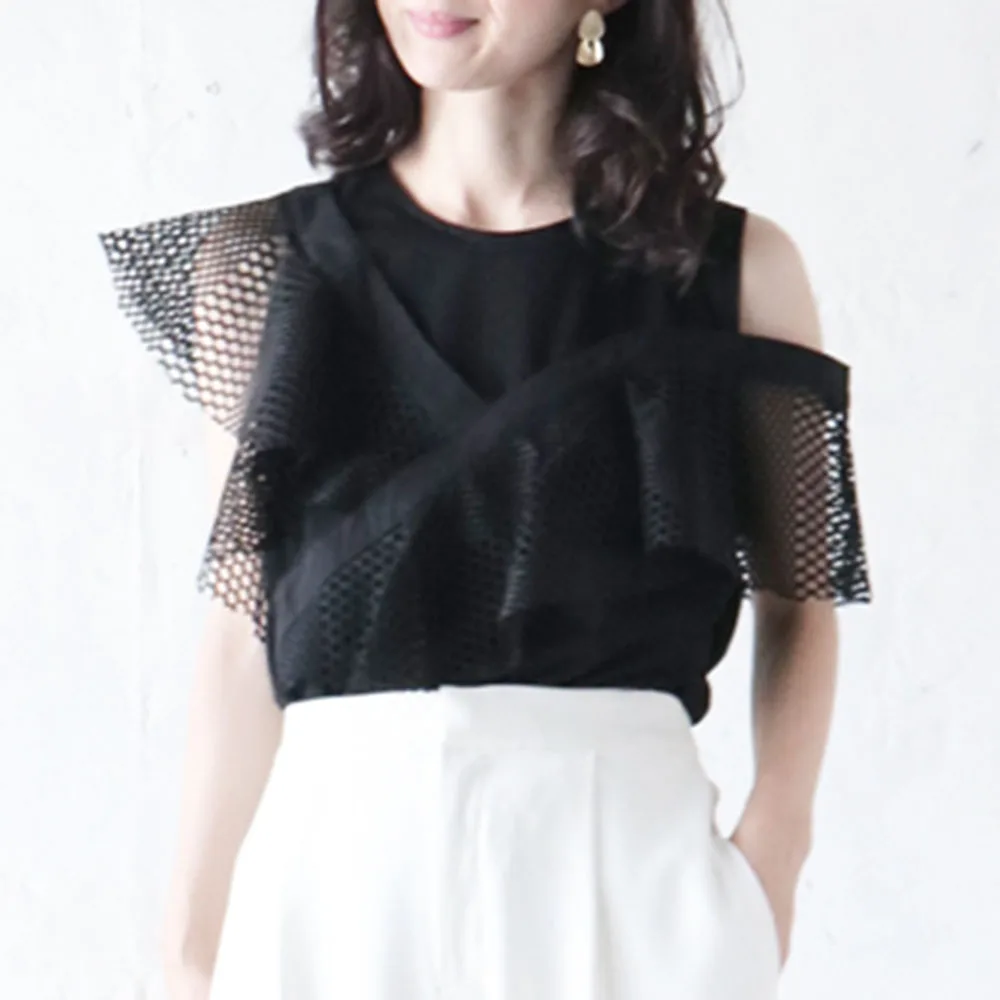 

Cold Shoulder Women Blouse 2020 Summer Korean Office Ladies Sweet Irregular Patchwork Short Sleeve Black Shirt Female Tops