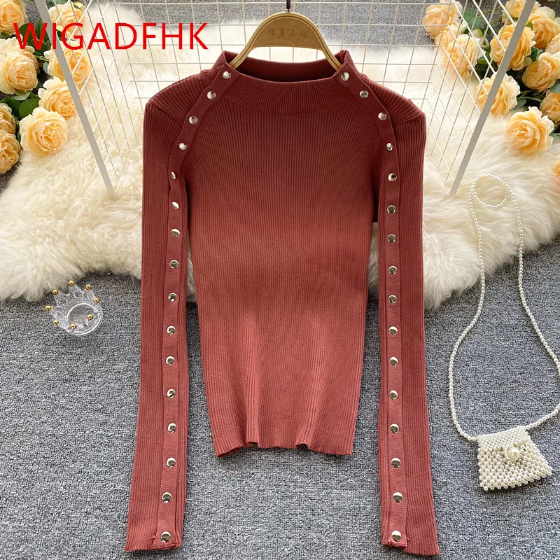 

2022 New Stand-up Collar Sweater Bottoming Shirt Women Autumn And Winter Western Style Button-decorated Knitted Sweater