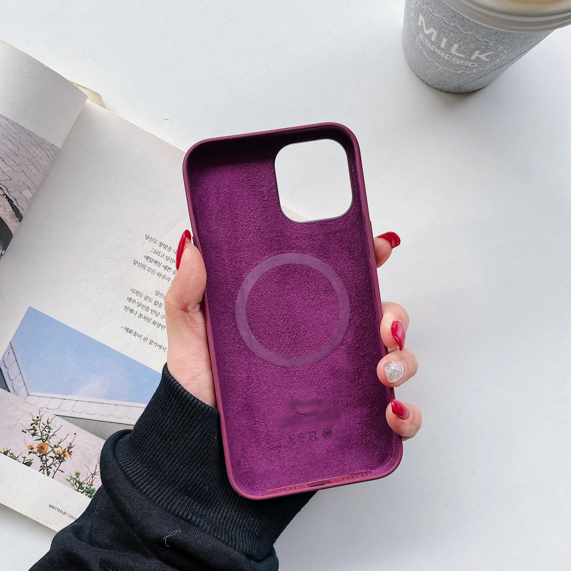 Официальный жидкий силиконовый чехол NOTOW Магнитный защитный Magsafing для iPhone 13/13Pro/13