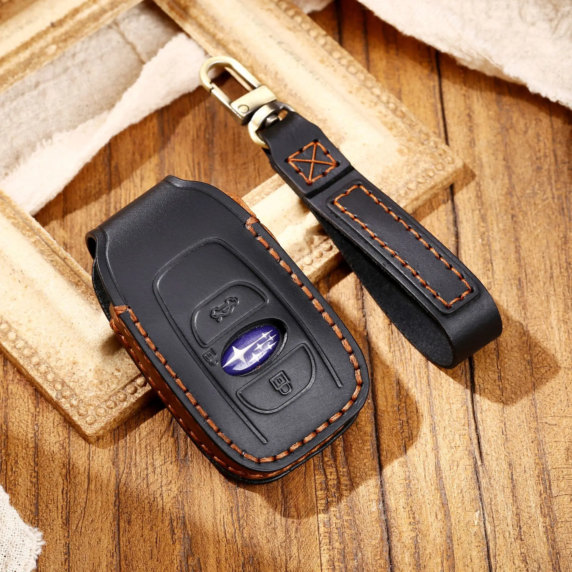 

New Genuine Leather Key Cover for Subaru Forester Outback XV Legacy Smart Car Accessories Keychains Holder Bag for Auto Keyring