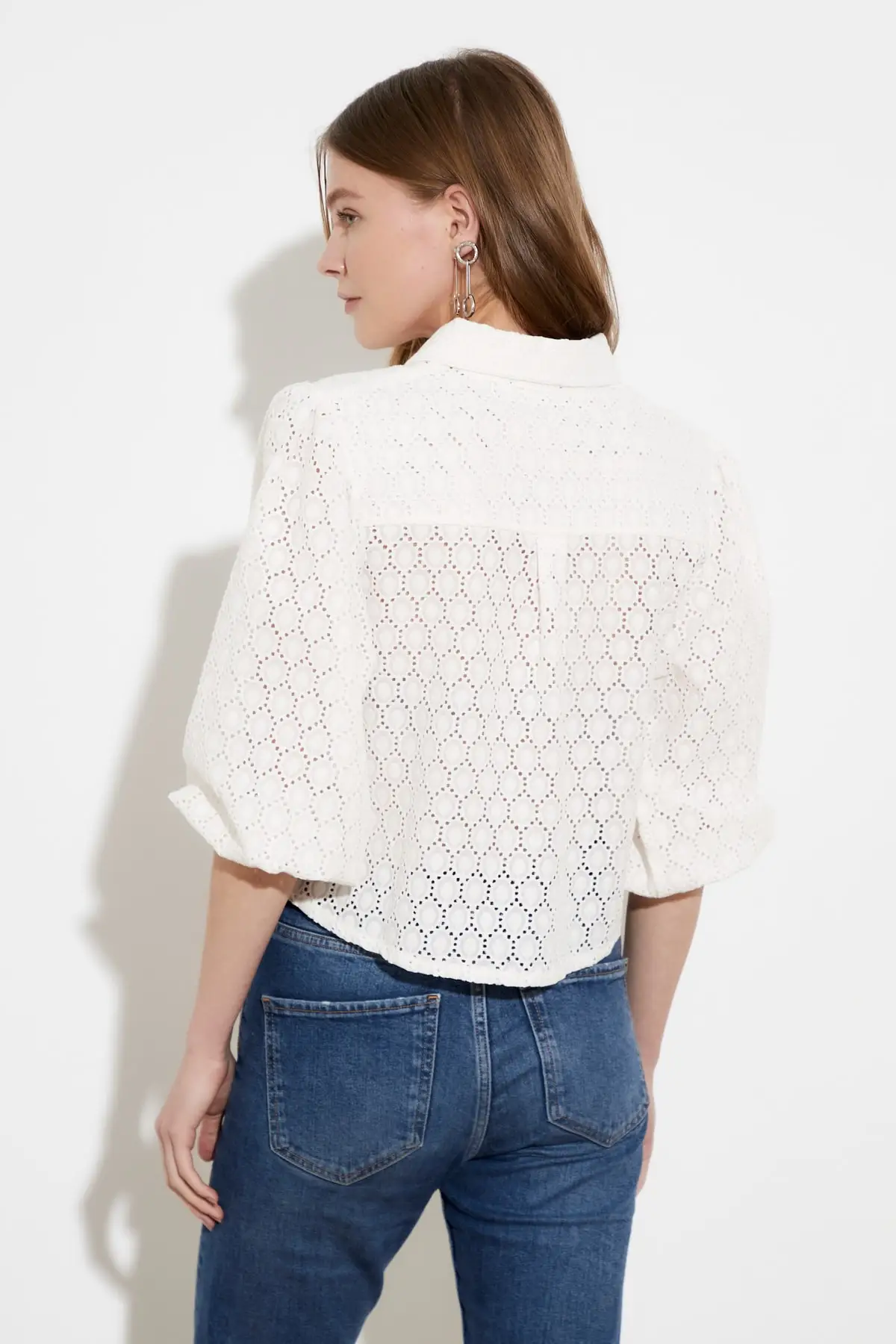 

Trendyol Brodeli Shirt TWOSS21GO0718