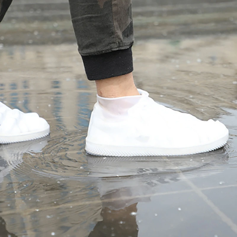 

2 Pairs Silicone Rain Boots Cover Waterproof Cotton Pad Non-Slip Wear-Resistant Outdoor Pocket, White M & Black L