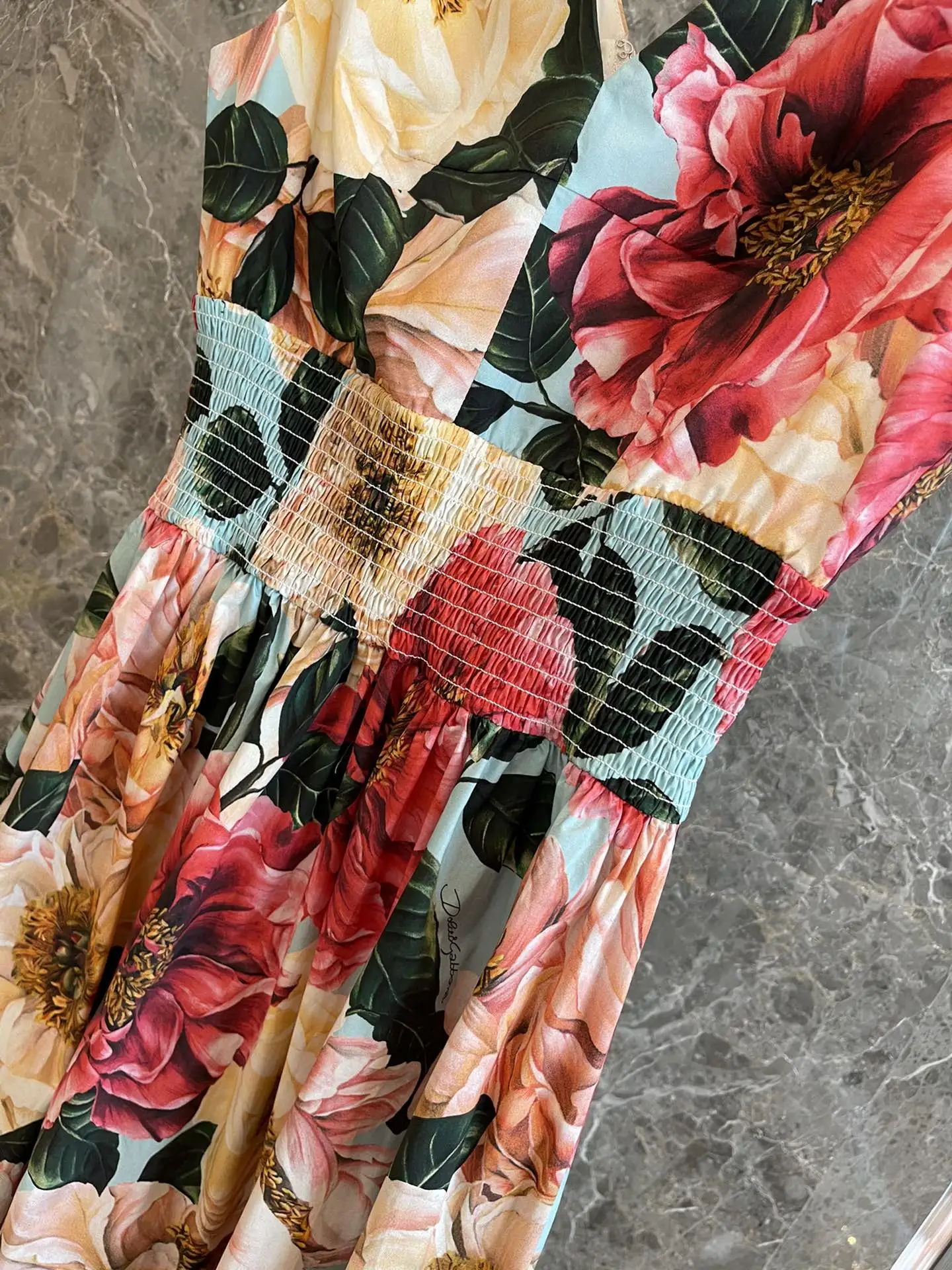 

New Ladies 2021 Fashion Sleeveless V-neck Camellia Print Dress 1230