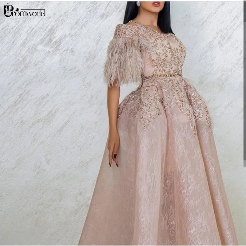 Elegant Peach Pink Muslim Evening Dresses with Feathers Ball Gown Ankle Length Lace Beaded Dubai Arabic Long Evening Gown Prom