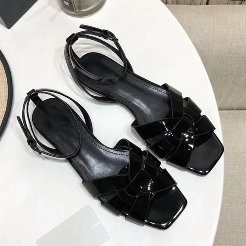 

Early Spring's Latest Classic Weaving Layout Retro Exquisite Cow Patent Leather Sandals Luxury Designer Women's Shoes 34-42