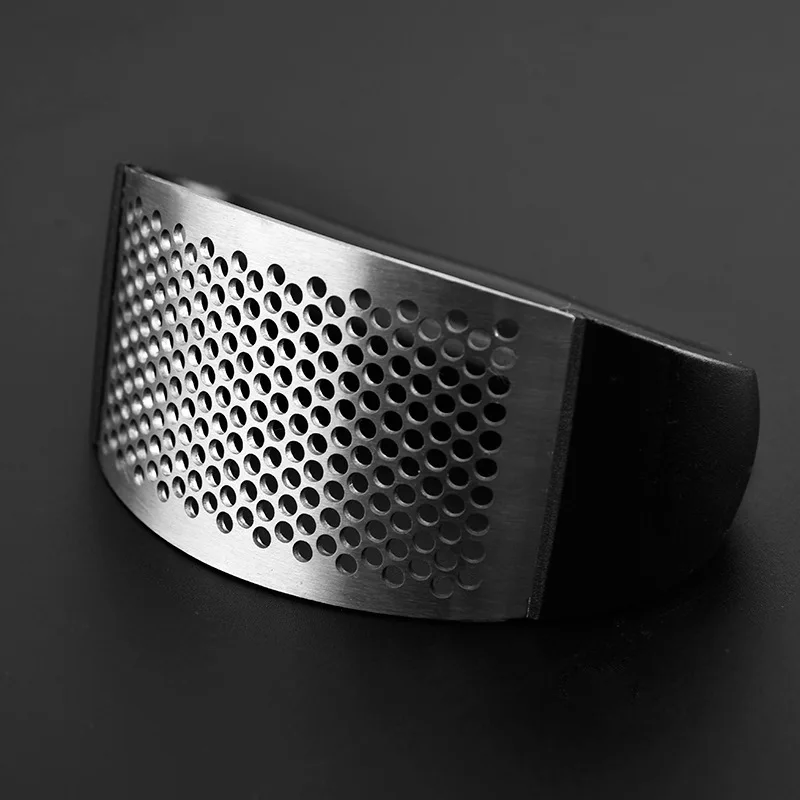 

1Pcs Stainless Garlic Press Household Manual Garlic Press Device Kitchen Press Squeezer Ginger Garlic Tools Kitchen Accessories