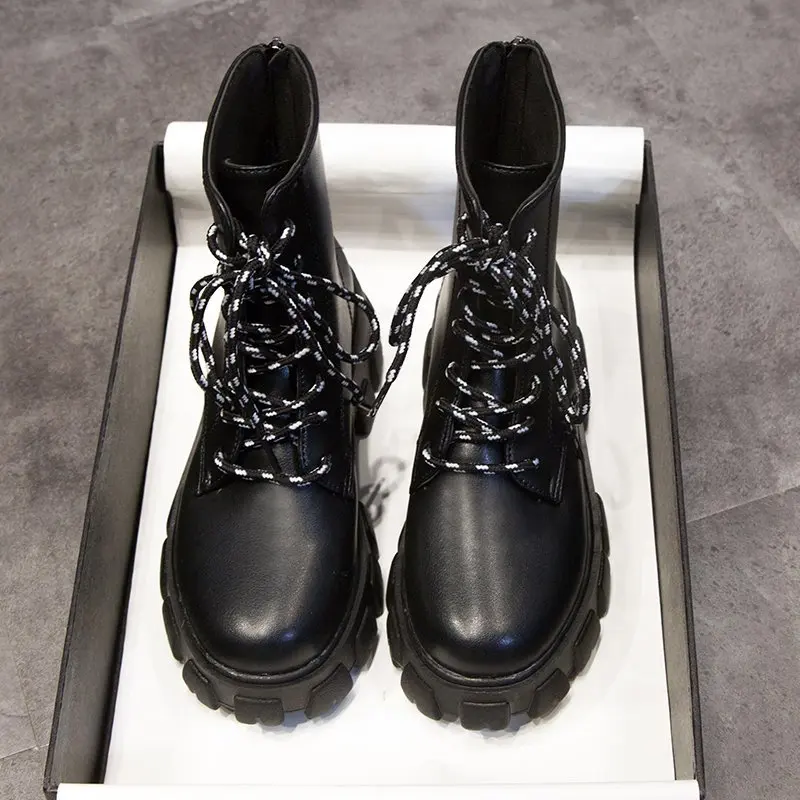 

Women Boots Lace Up Flat Rear Zipper Boots Autumn Winter Shoes Platform Wedge Woman Botas Women Martin Boots Black White