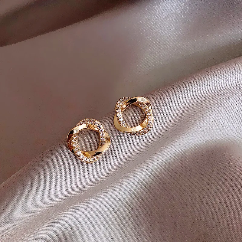 

Temperament Female Earrings Circle Earrings 925 Sterling Silver Earrings