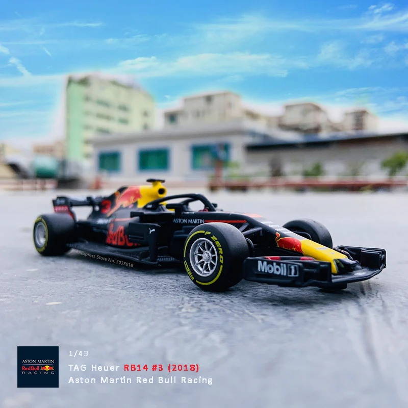 Bburago 1:43 Феррари F1 напитка Red Bull от производителя Benz формулы RB14 без образования