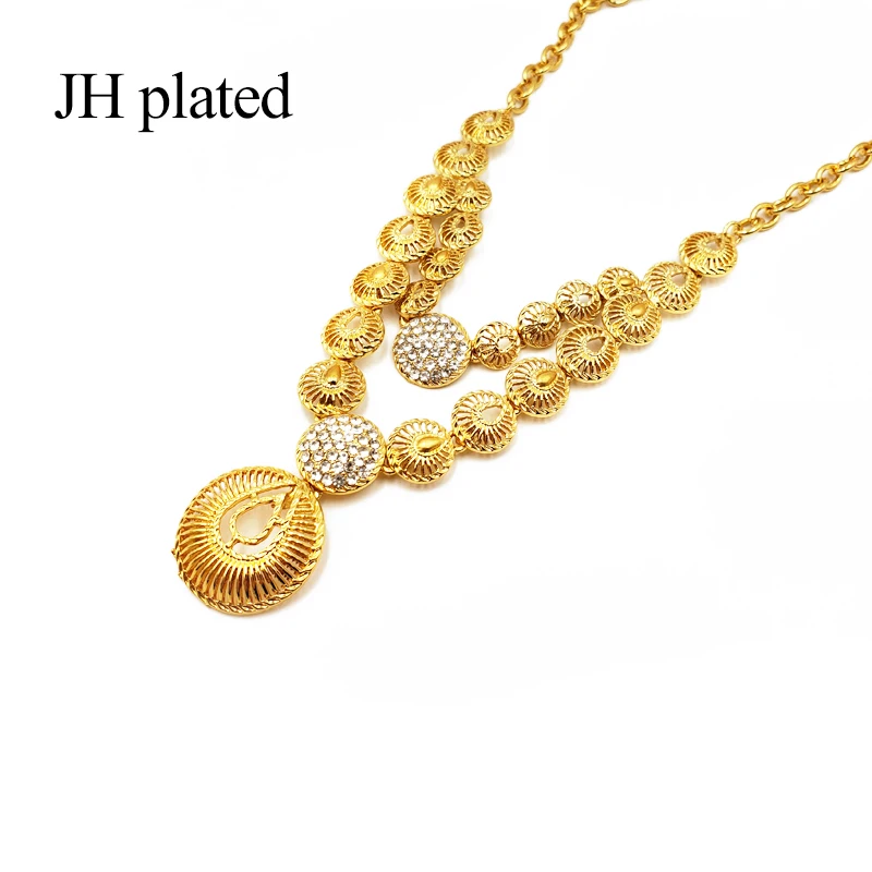 Комплект ювелирных изделий из ожерелья браслета серег и кольца в африканском