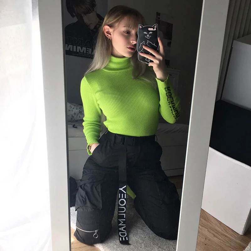 Женская футболка с надписью Fitshinling неоново-зеленая высоким воротом Осень-зима 2019