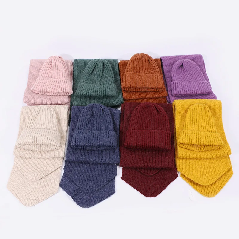 Вязаная шапка с шарфом зимняя теплая детская и шарф для мальчиков девочек