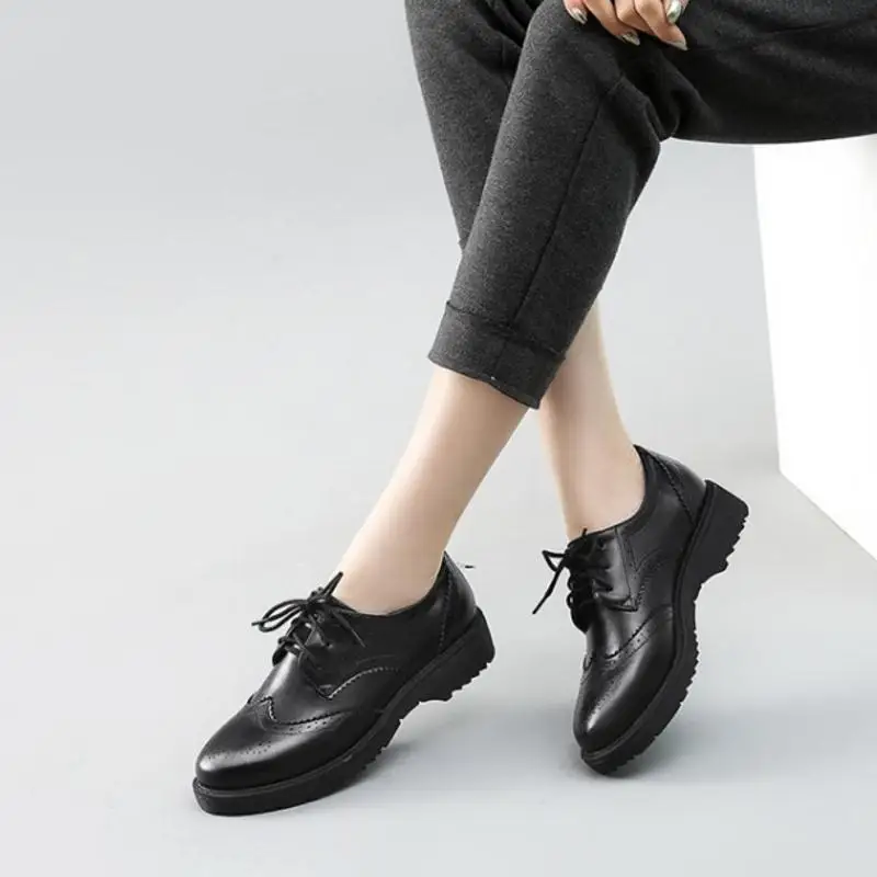 RIZABINA/Женская обувь на плоской подошве с перфорацией типа броги Осенняя круглым