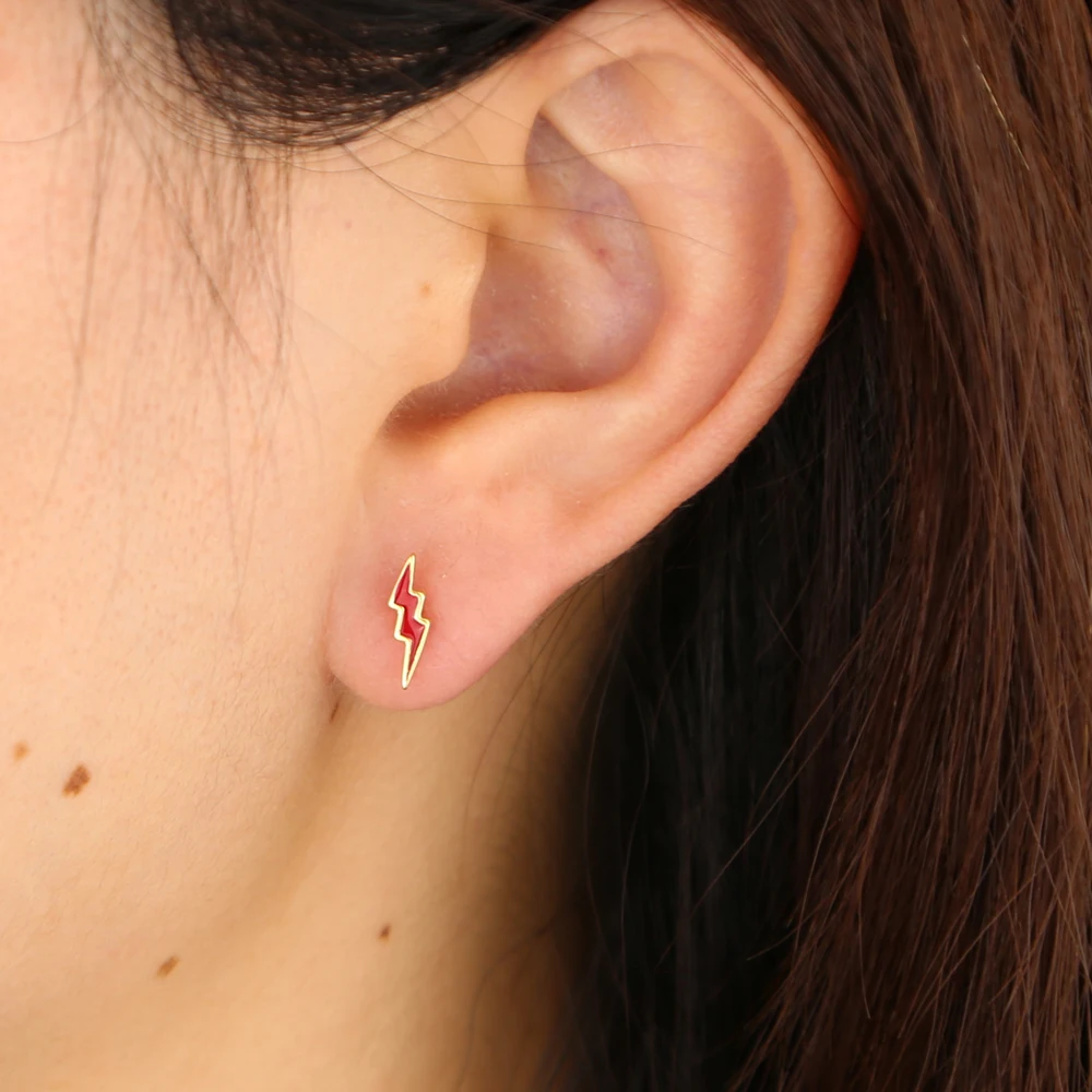 2021 летние Минимальный деликатные серьги гвоздики 4 вида цветов Эмаль lightning болт