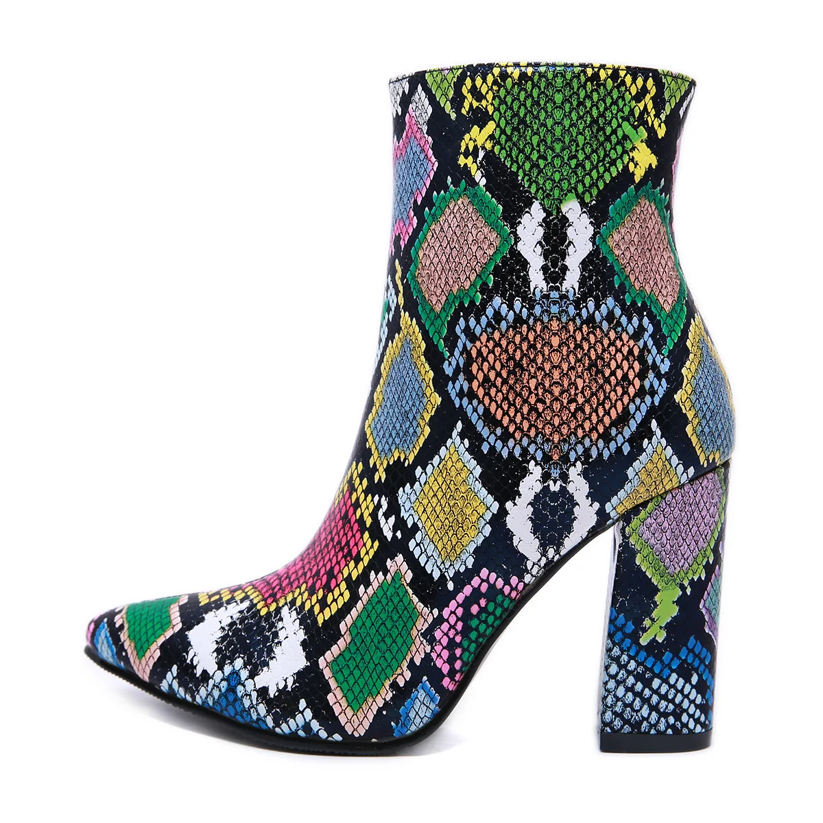 

Coarse heel Colour Snake Short Boots Code