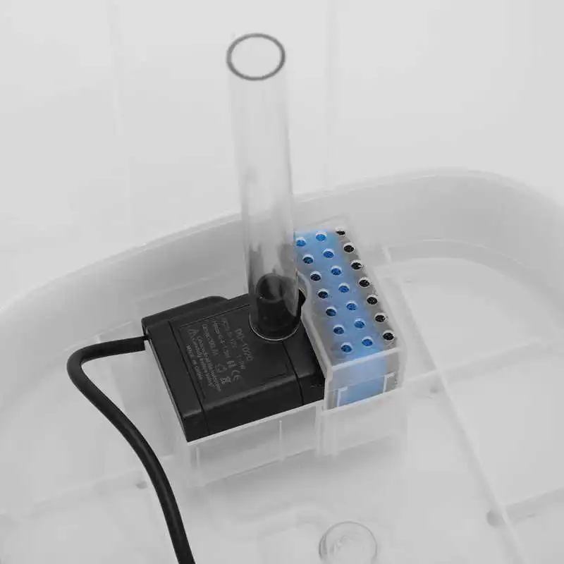 

Pet Dog Cat Water Fountain Electric Automatic Water Feeder 2.5L Dispenser Container Dual Filter Drinking Fountain with Light