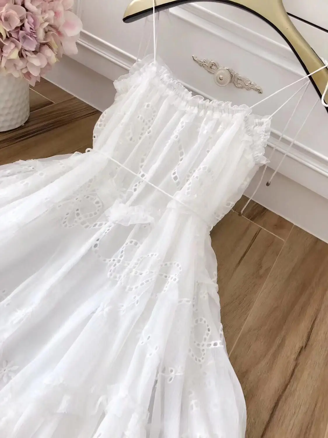 COLOREE Runway дизайнерское женское асимметричное платье сексуальное открытое платье на бретельках белое Элегантное платье без рукавов женское платье
