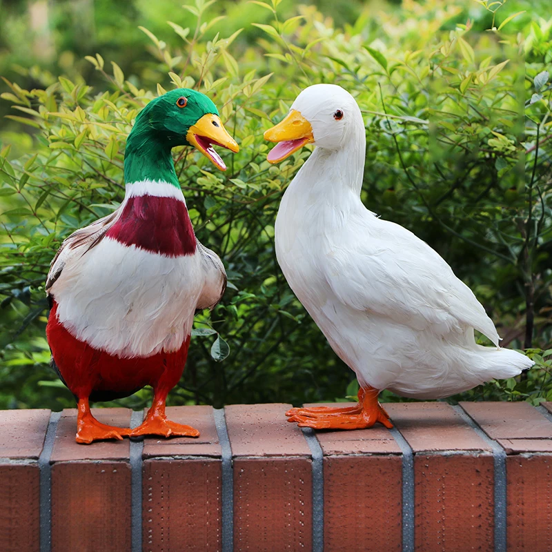 

Lifelike Duck Realistic Animal Figurines Statue Miniature Home Garden Outdoor Decoration Ornaments Kids Toy Shooting Props