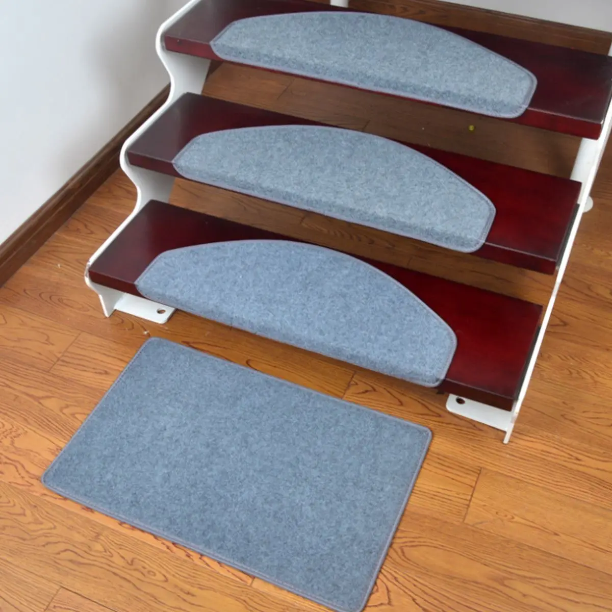 

15PCS 55x21 Stair Tread Carpet Mats Self Adhesive Stair Mat Stair Mat Anti-Skid Step Rugs Safety Mute Indoor Warm Pad Floor Mats