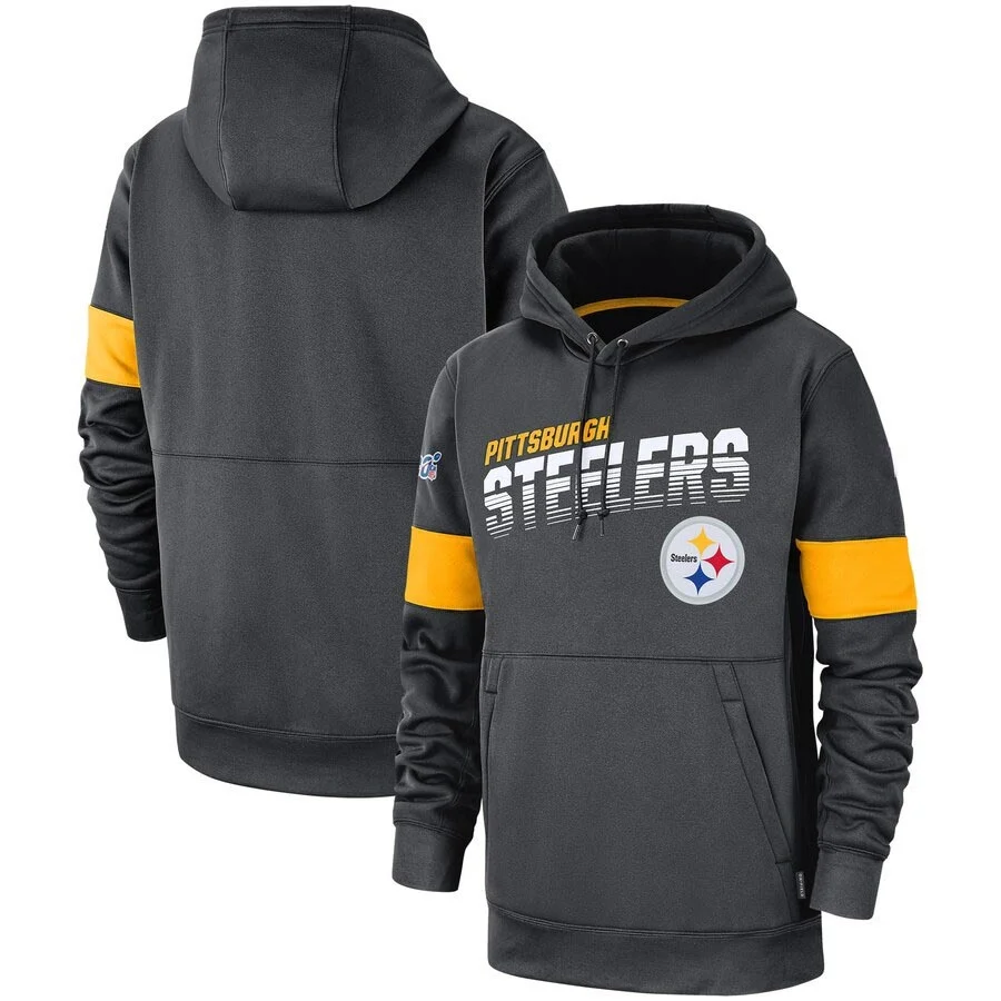 

Hoodies & Sweatshirts
