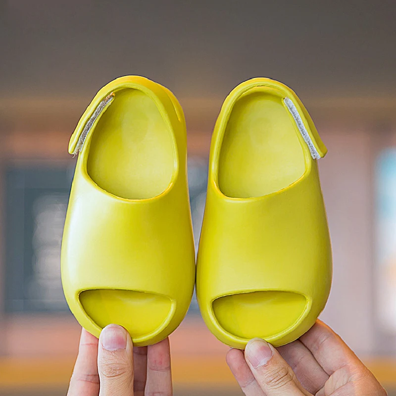 

Summer Children Girls Boys Soild Beach Slipper Sandals For Kids Boys Girls Water Shoe EVA Hook & Loop Strip Outdoor Baby Sandals
