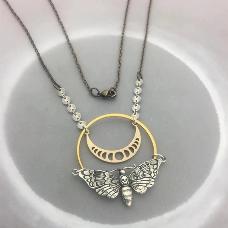 

Creative Wild Golden Sun Moon Women Necklaces Silver Color Skull Butterfly Pendant Necklace Prom Party Jewelry
