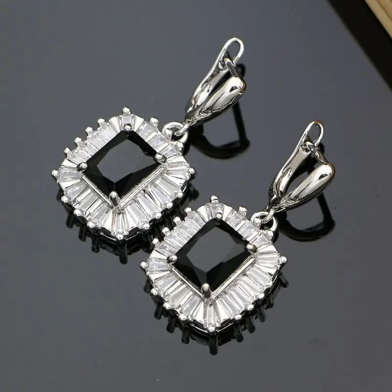 Женские серьги с квадратным камнем и фианитом | Украшения аксессуары