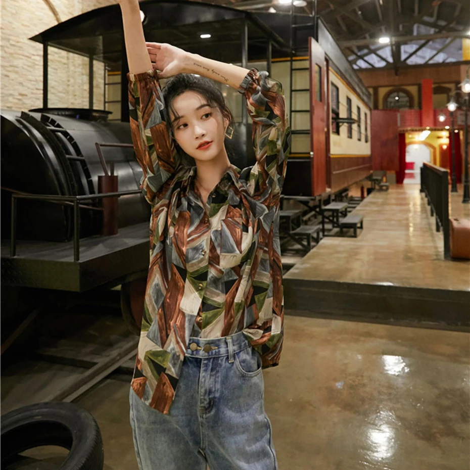 

Women Blouse Tops Shirts Printed Elegant Turn-down Collar Long Sleeve Autumn New Fashion Lady Bluas Plus Size Streetwear Female