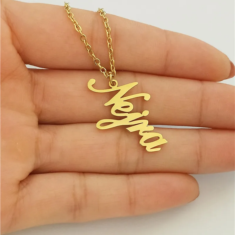 

Custom Name Necklace For Women Jewelry Gold Plated Vinge Letter Personalized Necklace Couple Choker Momo Birthday Gift