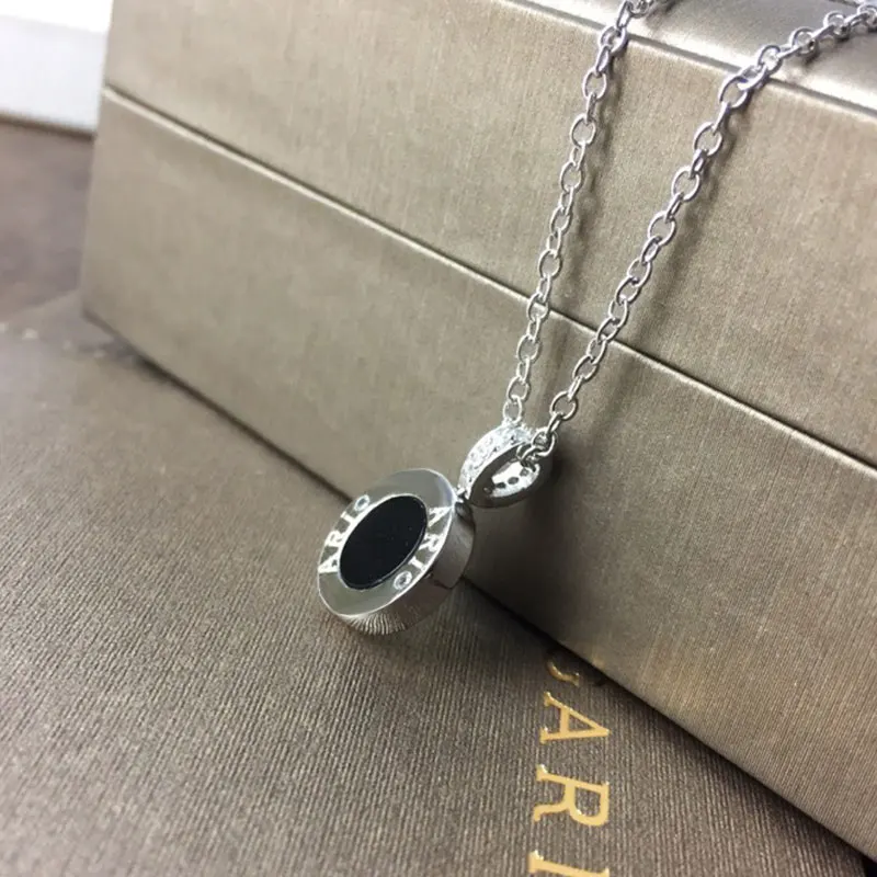 

Роскошные ювелирные изделия 1:1 Высокое качество логотип Римский черный белый двухсторонний круглый вращающийся bvlvlожерелье модный бренд Ж...