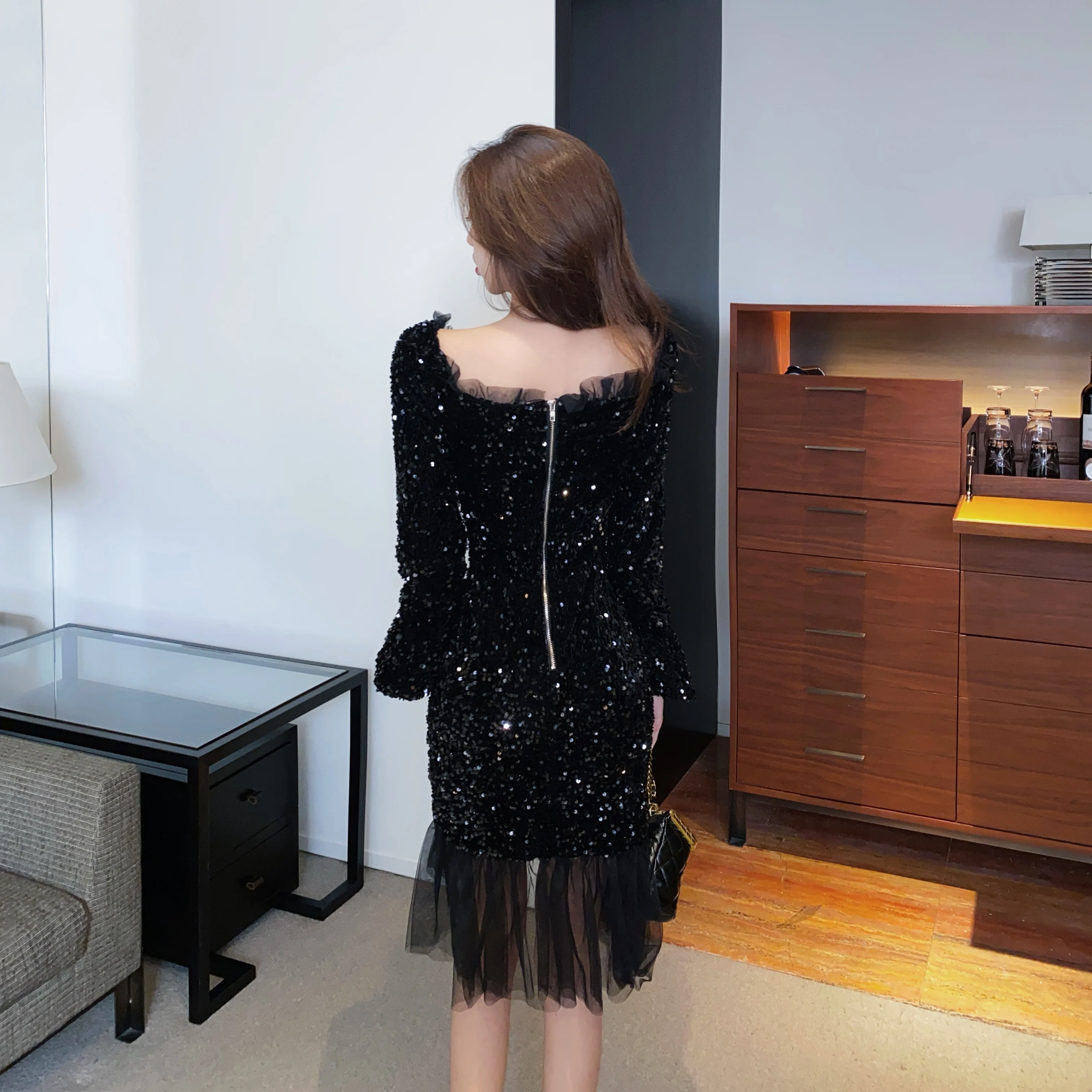 

Women Sext Elegant Flared Sleeves Zipper Sequin Mesh Bling Trumpet Mermaid Party Formal Evening Dress