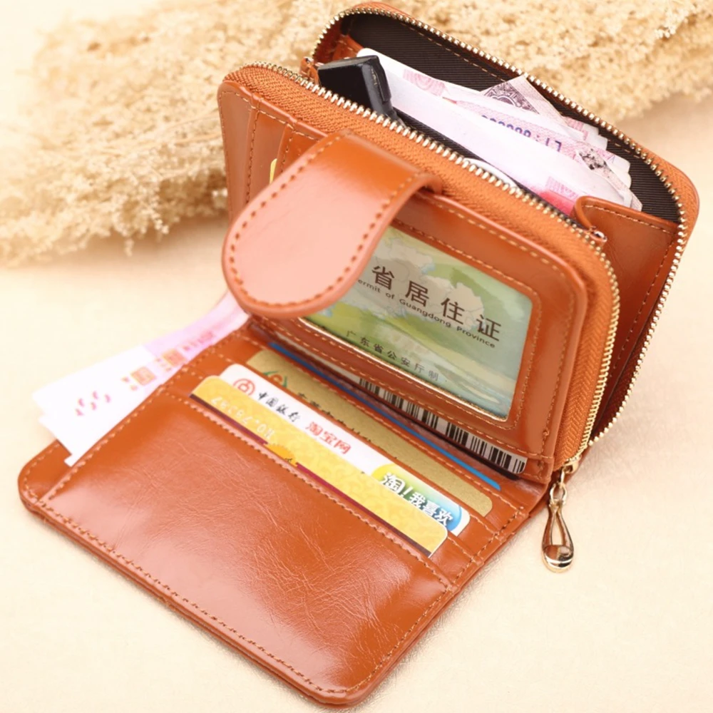 

2020 Korean Purse Women's Short Wallet Pu Oil Wax Leather Clutch Bag Small Card Package