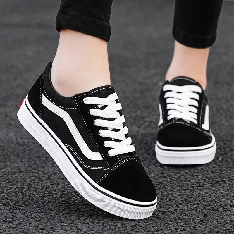 

2021 SHOE Women's Luxury Sneakers Fashion Men Unisex Female Flat Casual Vulcanized Shoes Women Lace-up Sports Big Size Footwear