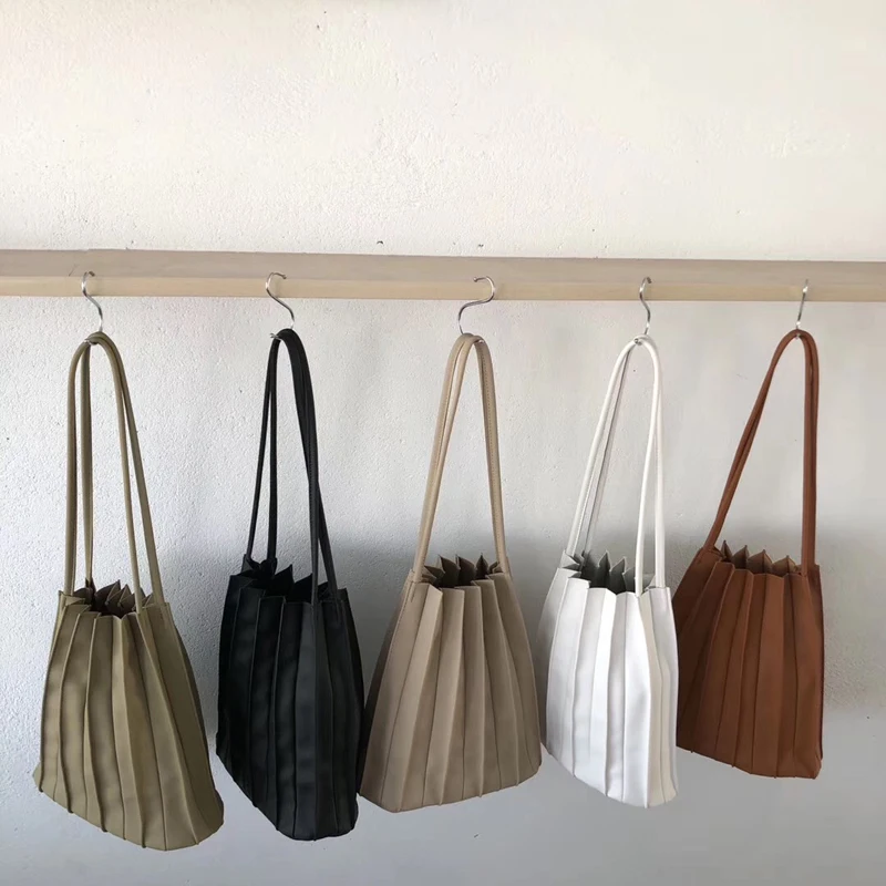 

2020 New Solid Color Female Pleated Bag Women Small Handbags Organ Designer Chic Bag Sets Japan Ladies Shoulder Bag Whole Sale