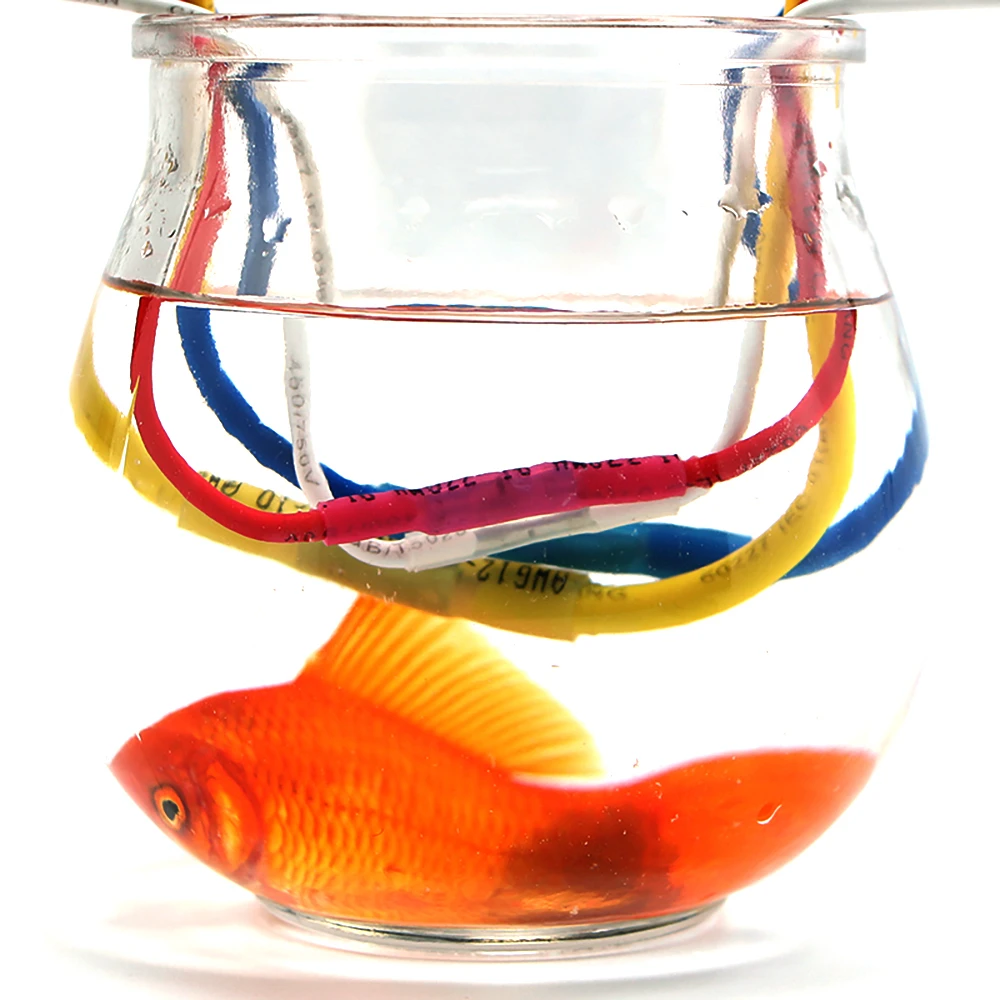 Закрытые водонепроницаемые термоэлектрические порты кабель соединители синий