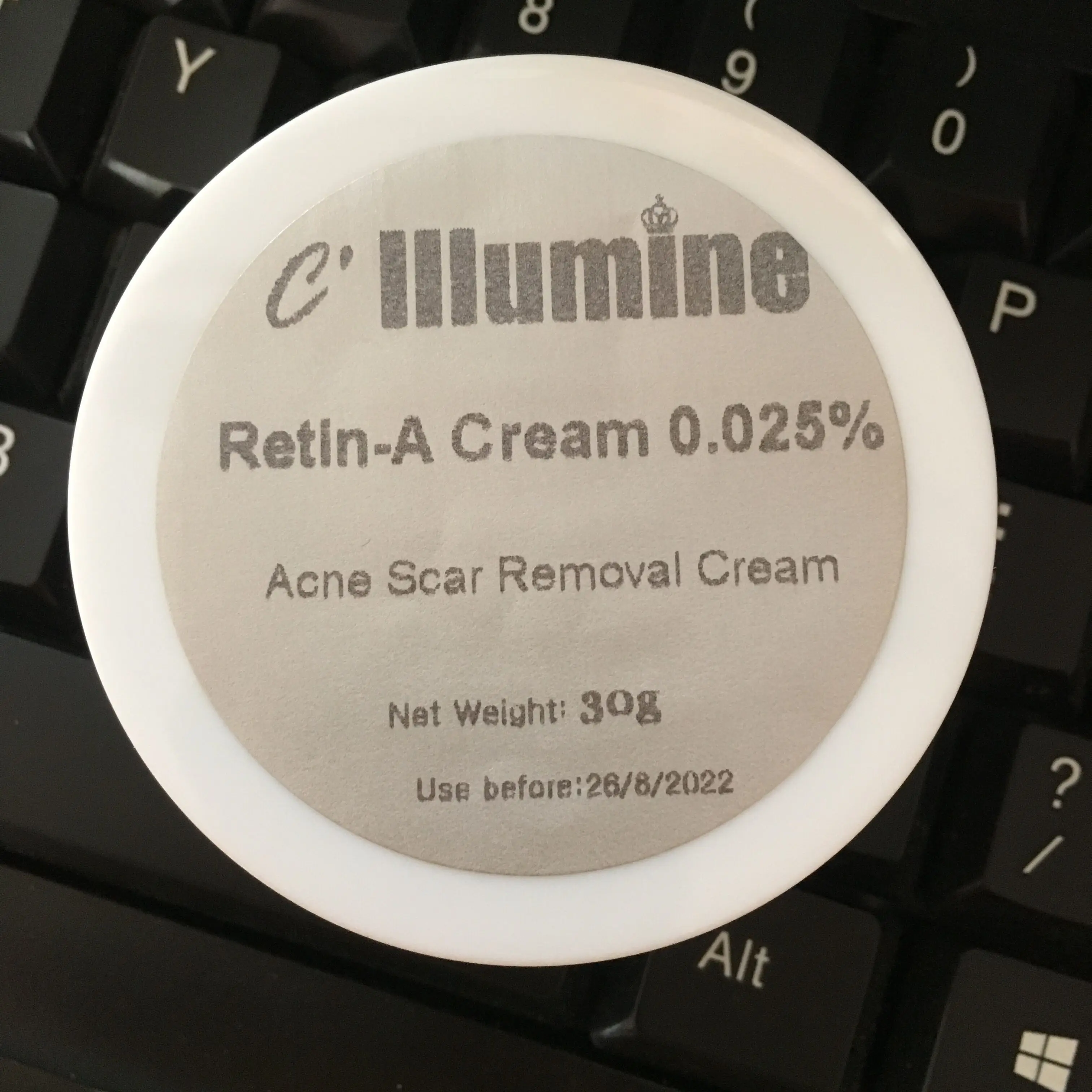 Крем Retin-A против акне морщин пятен 30 г ретинол витамин А | Красота и здоровье