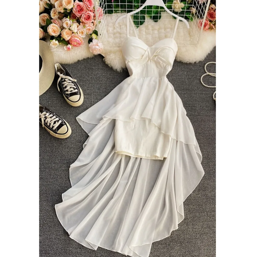 

Summer Party Dress High Waist Irregular Tube Top Strap Dress Design Sense Fairy Dress Chic Big Swing Dress White Formal Dress