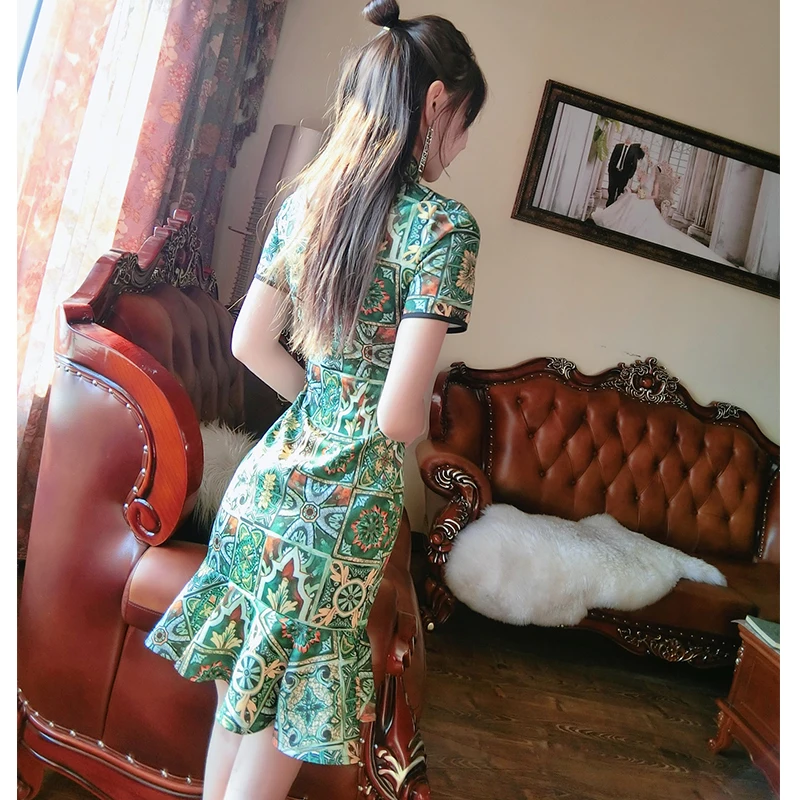 Женское Повседневное платье-Ципао с принтом логотипа | Тематическая одежда и