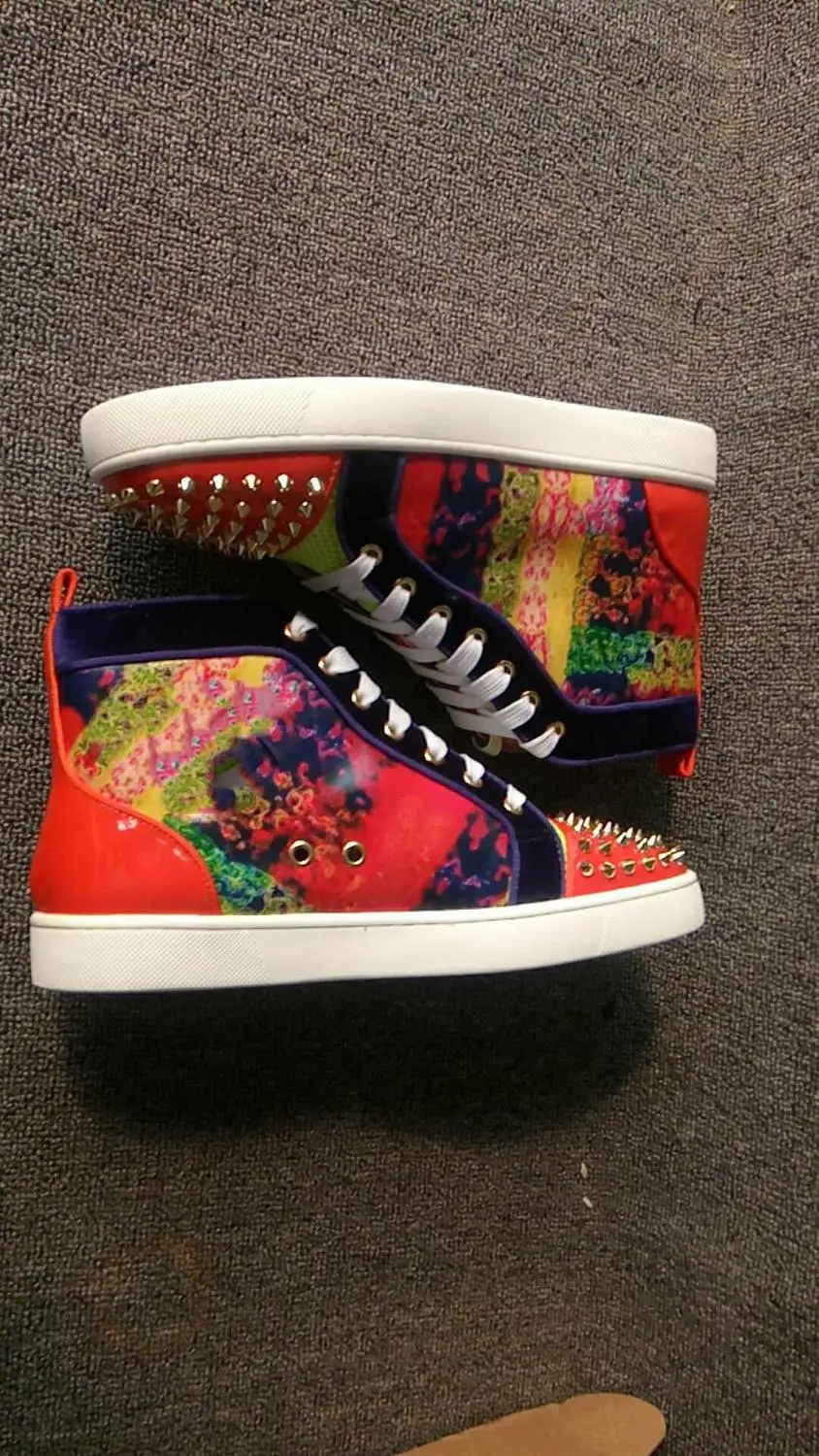 Туфли мужские из лакированной кожи на плоской подошве со шнуровкой разноцветные