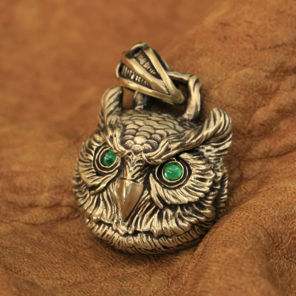 

LINSION Details Brass Owl Green CZ Eyes Pendant Mens Biker Rock Punk Jewelry BR277 JP