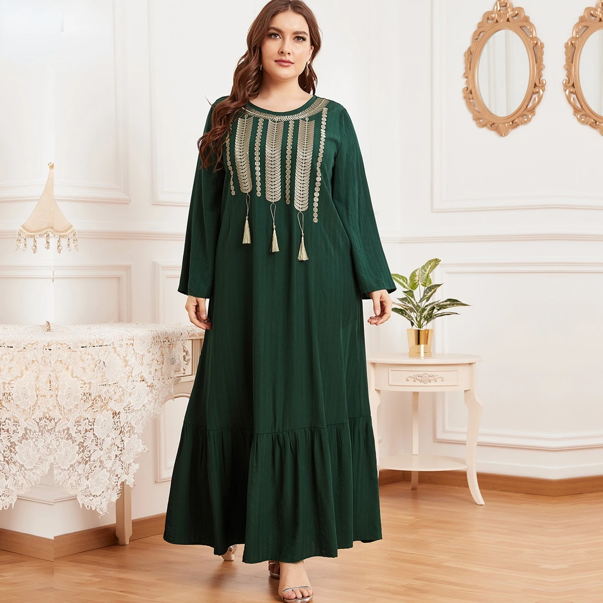 

Muslim Fashion Embroidered Women Long Dress Turkey Islamic Arabian Chiffon Kaftan Islamic Abaya Dubai Femme Clothing Caftan Robe