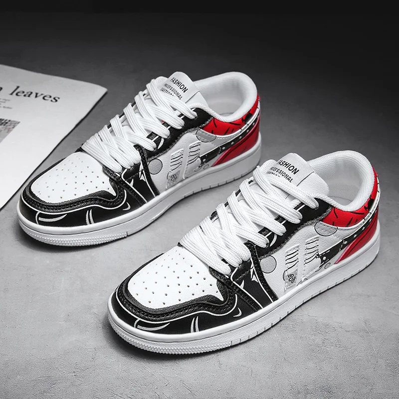 

Korean Stylish Street Shot Skateboarding Men Men's Sneakers Trendy Sneakers Teenager Cool Youth Flats Shoes Sport Men Skateboard