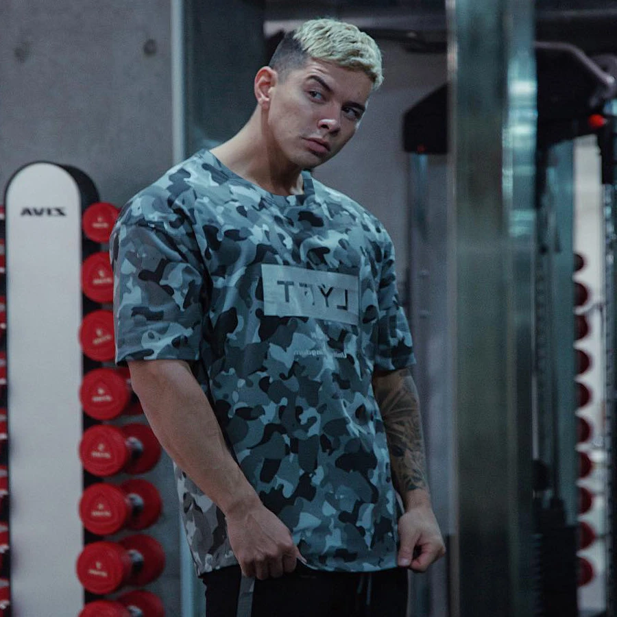 

Футболка мужская облегающая камуфляжная, хлопок, без рукавов, модная повседневная, для спортзала, фитнеса, бодибилдинга, воркаута, одежда на...