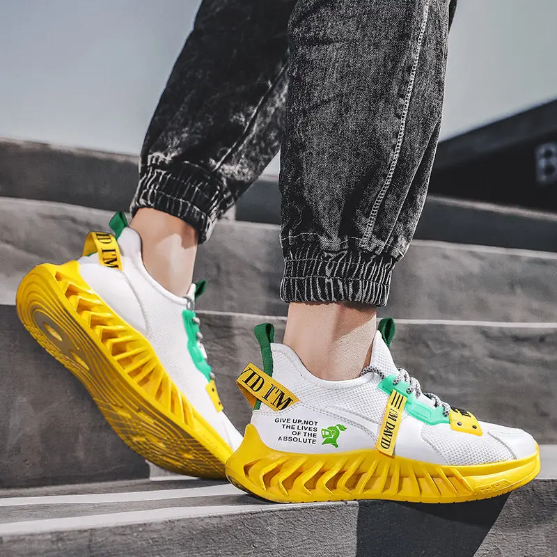 

2021 summer New Men's Lightweight Breathable Mesh cloth Outdoor Sneakers RunningCasual Shoes coconu Shoes 350 V2