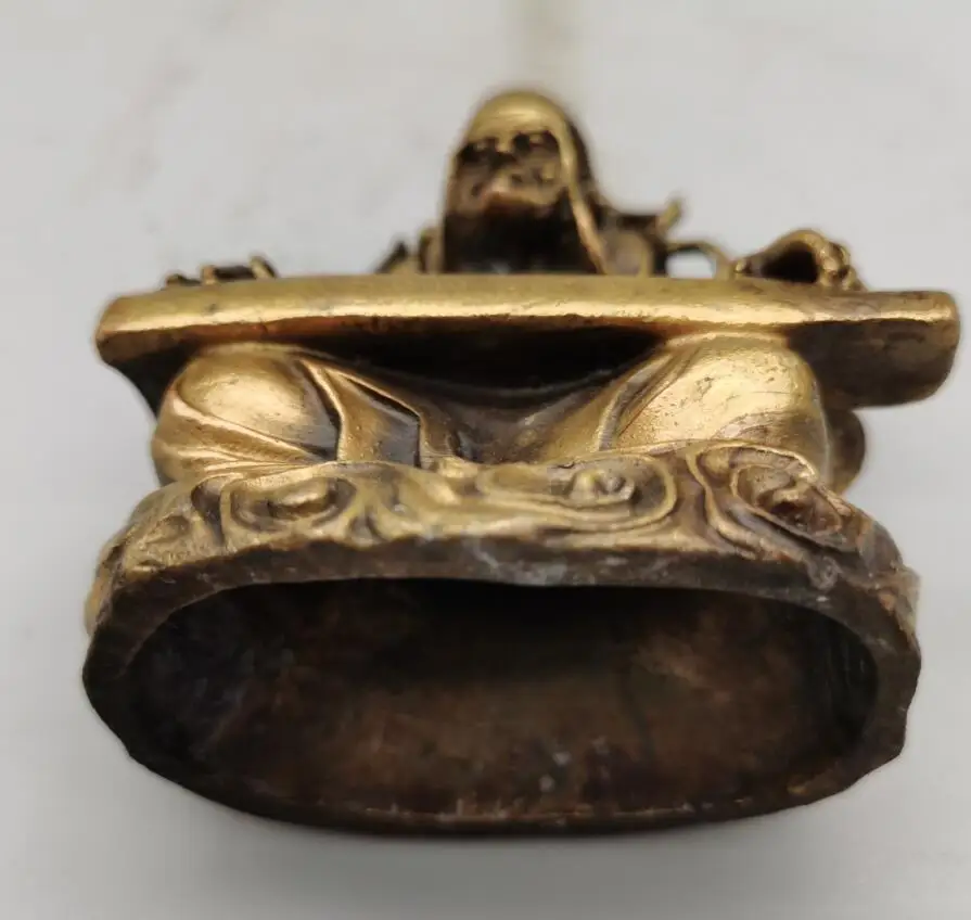 

China brassr Long eyebrows Arhat Buddha small crafts statue
