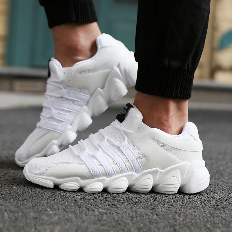

2020 Hot Sale New Summer Running Shoes for Men Flying Weave Men Sneakers Cushioning Lightweight Sport Shoes Men Made In China
