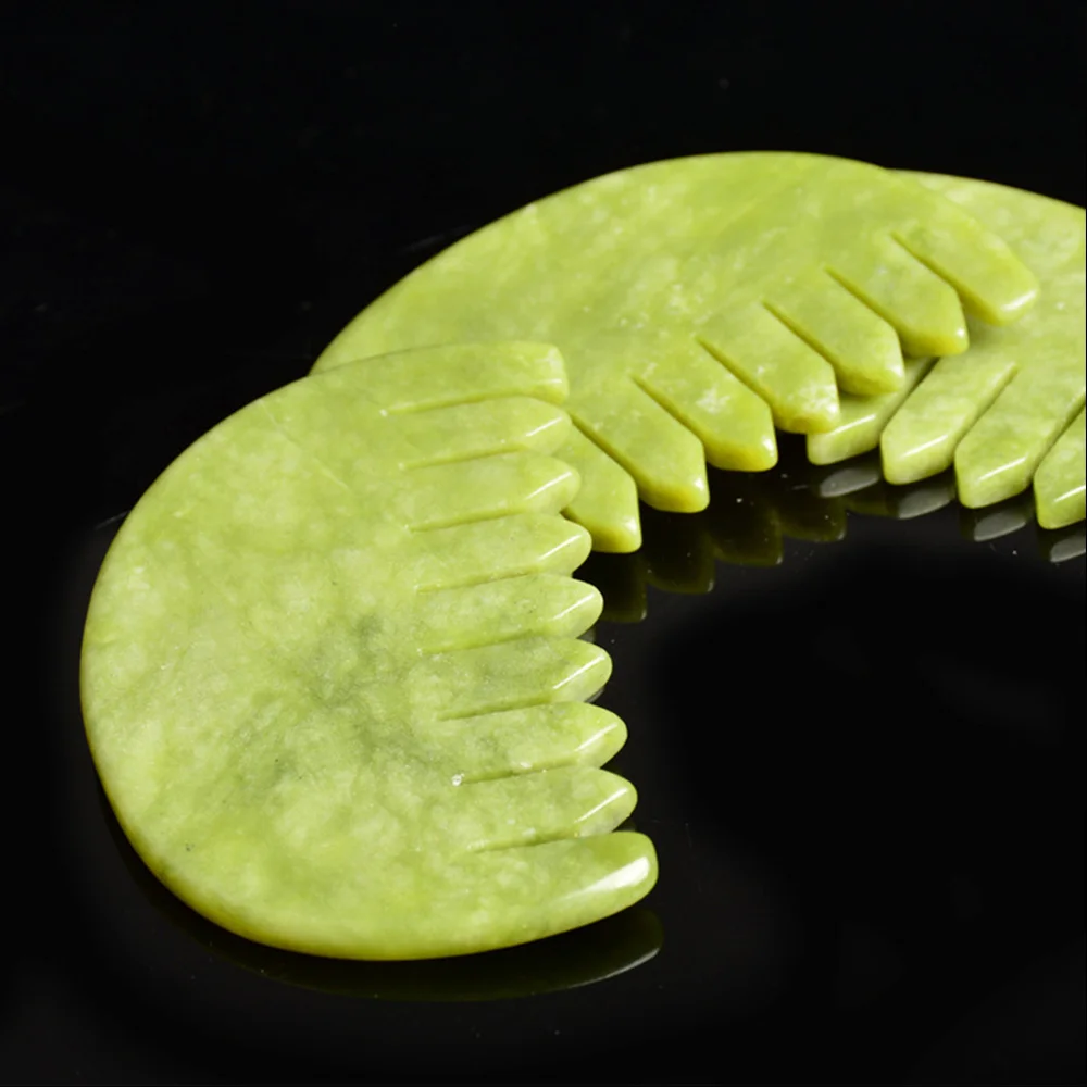 

1pc Natural Material Gua Sha Board Comb Natural Jade Care Scraping SPA Massage Stone 9 * 5.6cm Traditional Chinese Health Care
