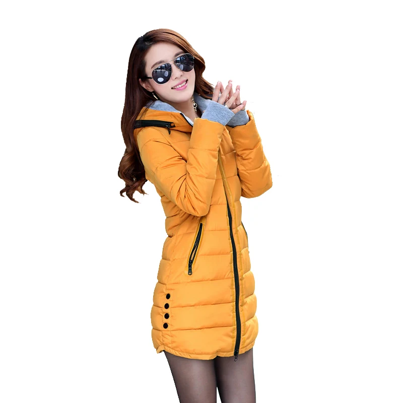 Женская хлопковая стеганая куртка зимняя средней длины из хлопка размера плюс