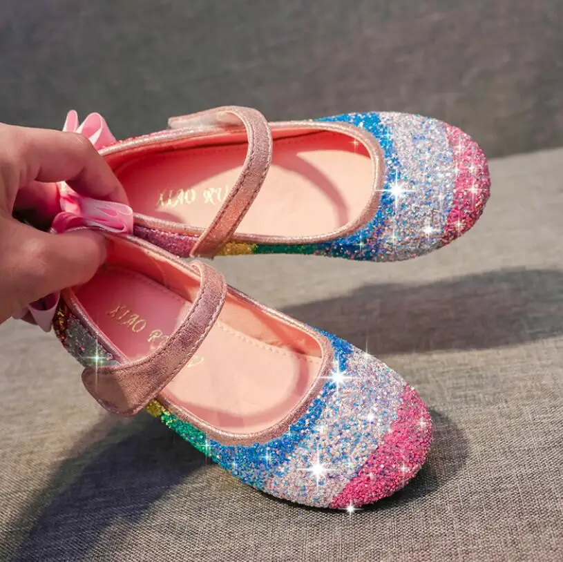 Детская кожаная обувь принцессы для девочек яркие цвета повседневные сандалии