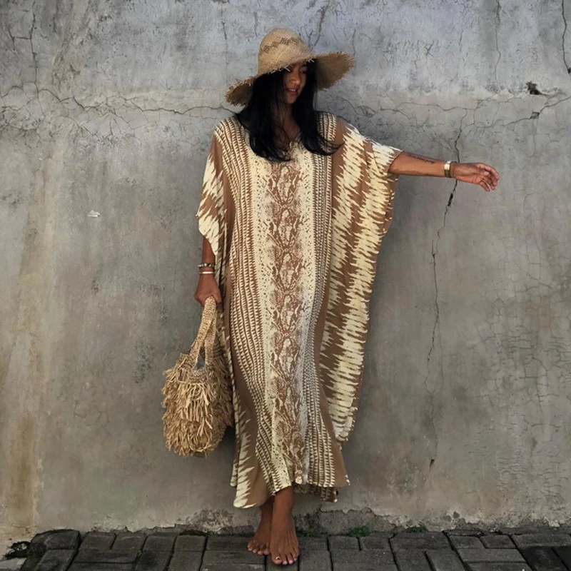 Длинное Хлопковое платье-кафтан в пляжном стиле с принтом змеиных полос богемном